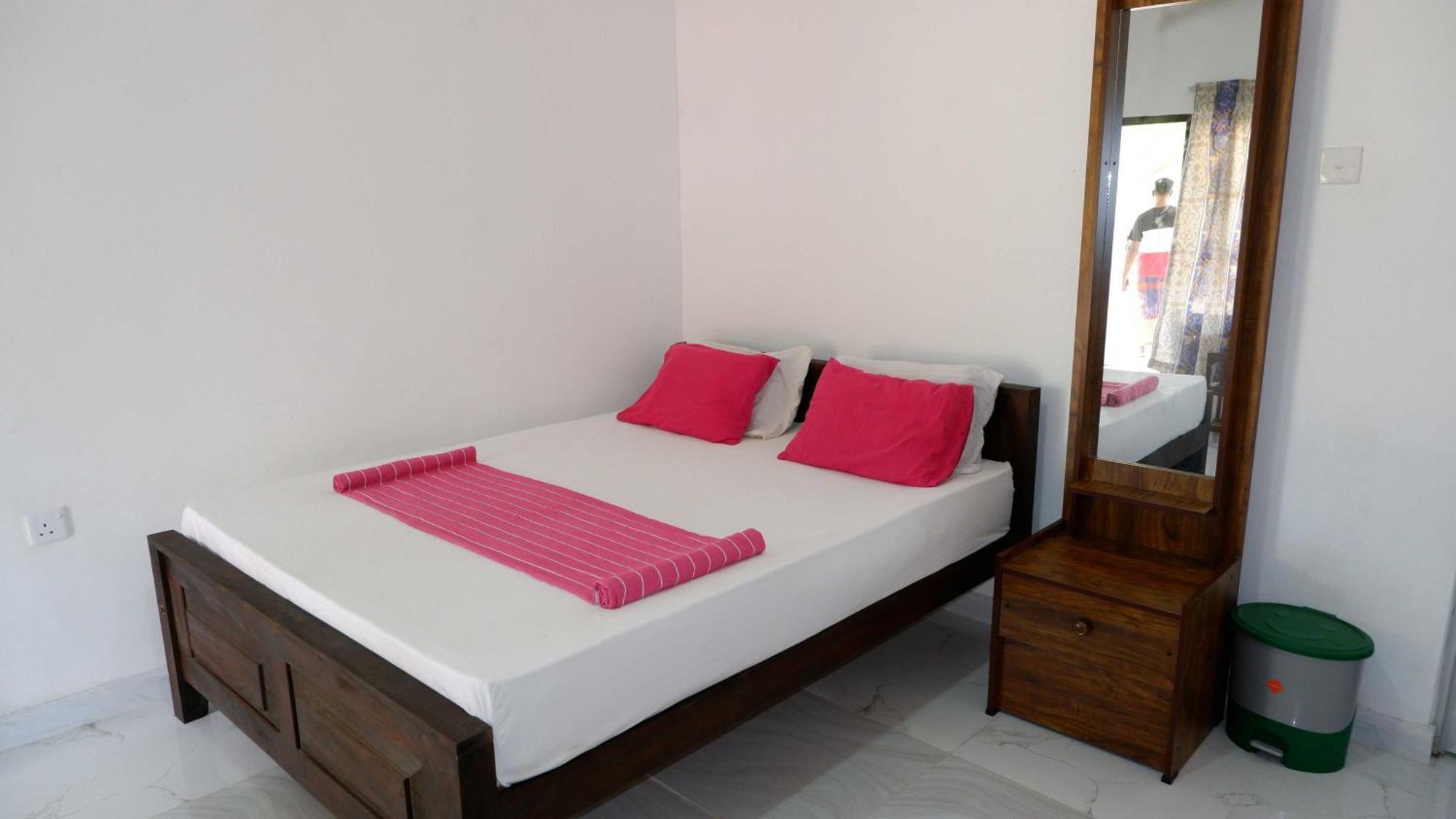 Attale Resort Tissamaharama Extérieur photo