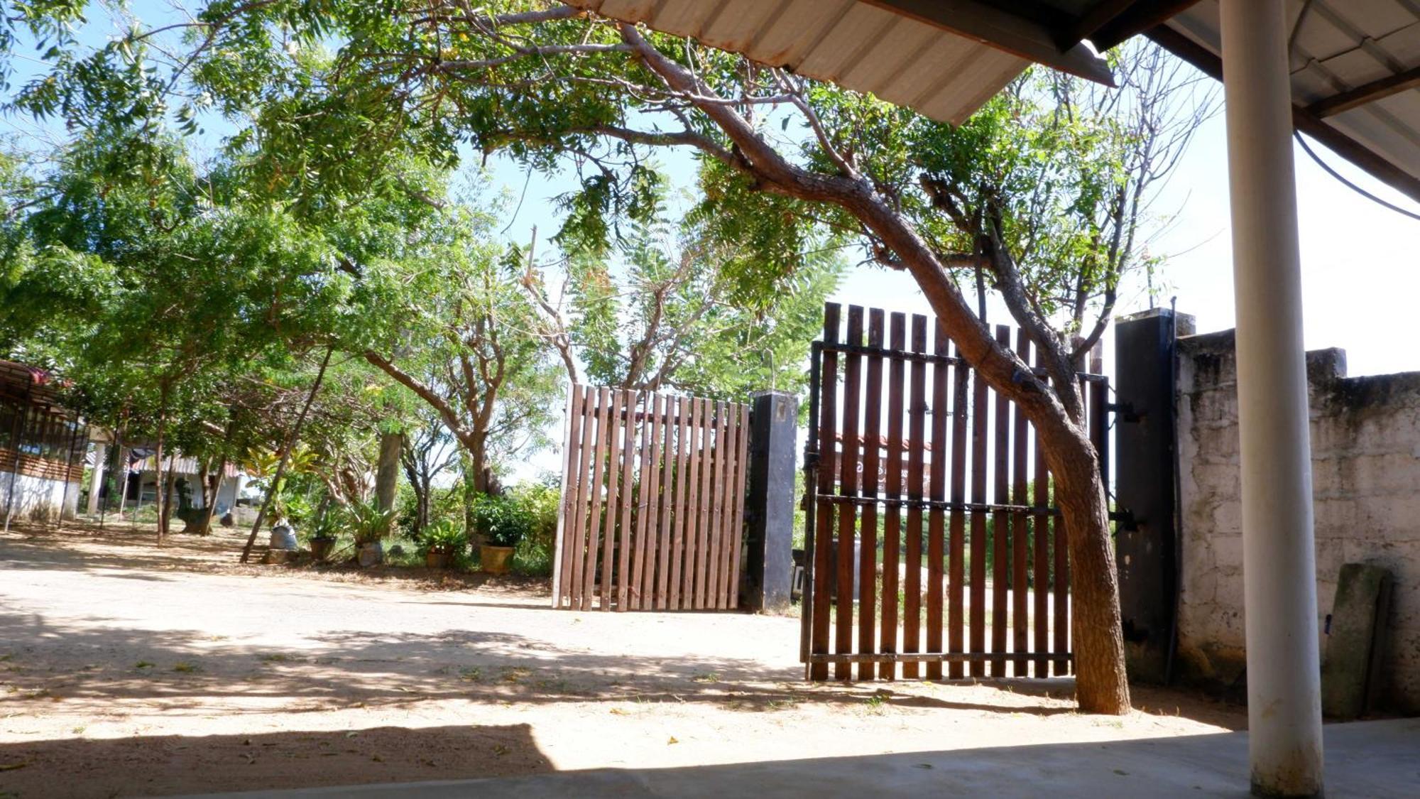 Attale Resort Tissamaharama Extérieur photo